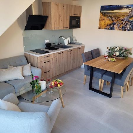 Zamek Na Dlani Mikulov Apartment Екстериор снимка