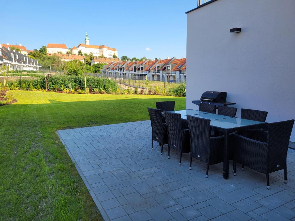Zamek Na Dlani Mikulov Apartment Екстериор снимка