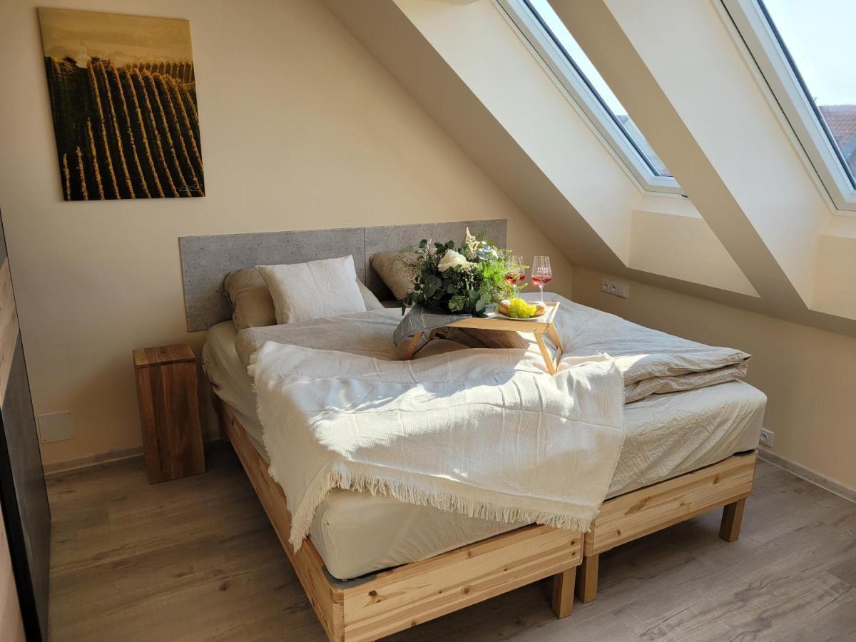Zamek Na Dlani Mikulov Apartment Екстериор снимка